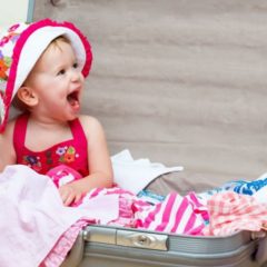 Les indispensables pour partir en vacances avec bébé