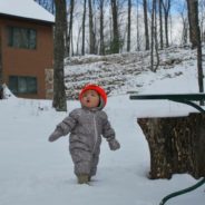 Les premières vacances de bébé aux sports d’hiver !